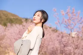带男友回家，他上厕所2小时，我开门一看，吓得我后怕图片