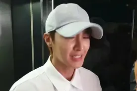 脏毛满天飞！这一次，炎亚纶被扒得“一丝不挂”，口径全都对上了图片