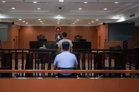 金山一人酒后驾车开抖音直播……粉丝出手，结果来了！图片