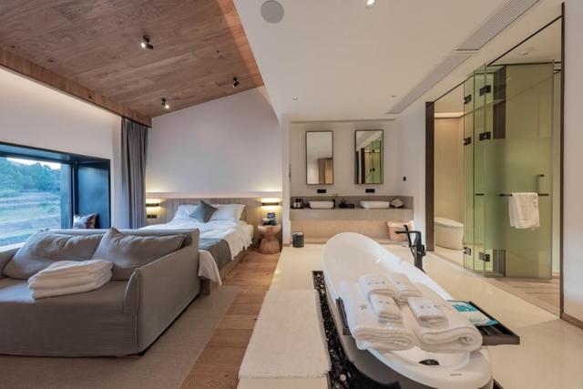 藏于山水，隐于林深丨宜昌南岔湾这家石屋民宿，带你逃离都市