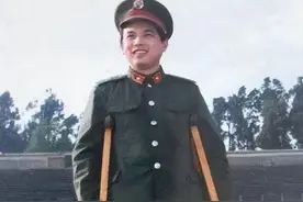 徐良：因“老山战役”落下终身残疾，春晚一炮而红后退隐江湖图片