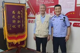 70岁以上老人的驾照怎么处理？看完这篇秒懂相关业务！图片