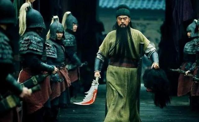 同样是演“关羽”，于荣光和陆树铭放在一起看，差别就出来了