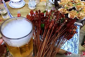 过期的啤酒都扔了？行家：“暴殄天物”，这10种用途它不香吗图片