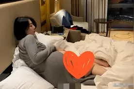 中石油胡总情人海量生活照曝光，身材不输女星，生活奢侈作风豪放图片