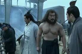 看完新版《三国演义》里张飞的身材，网友吐槽：这也太肥了图片