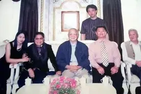 他是原福建副省长，后任广东省委书记，促进了改革开放，活了90岁图片