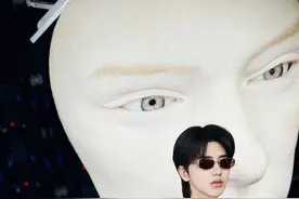 蔡徐坤及工作室被冻结6400万元存款 著作权纠纷所涉专辑销售总额过亿图片