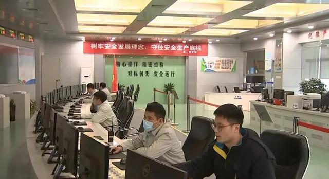 开年就“开跑”!福建红红火火过大年