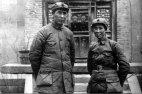 1959年庐山会议，毛主席与贺子珍重逢，问旁人：她现在什么待遇？图片