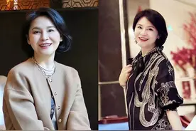 这才是50、60岁妈妈开春的打扮！真丝衫+小脚裤，散发高级女人味图片