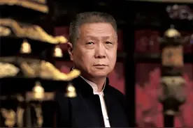 马未都捡漏一只碗，任何人问价格我都不说，专家估价至少3个亿图片