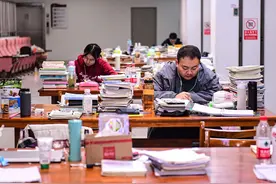 破防了，12月四六级比6月还难？图片