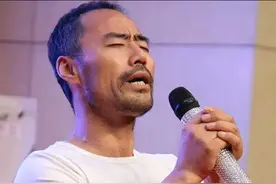 “旭日阳刚”王旭：成名前唱歌被嘲笑，成名后不给儿子演出费图片