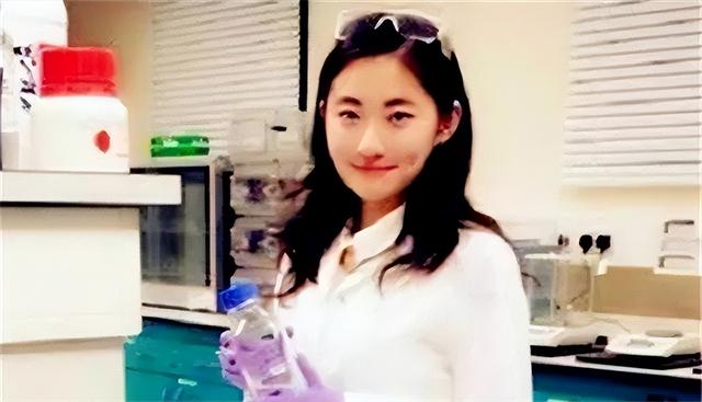 高考史上2位“最顶级状元”，一个留美当教授，一个中科院研究员