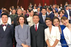 李思思并未选择离职，重返央视舞台，事业发展何去何从？图片