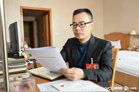 全国人大代表李丰：补贴普惠性民办幼儿园，减少学前育儿成本图片