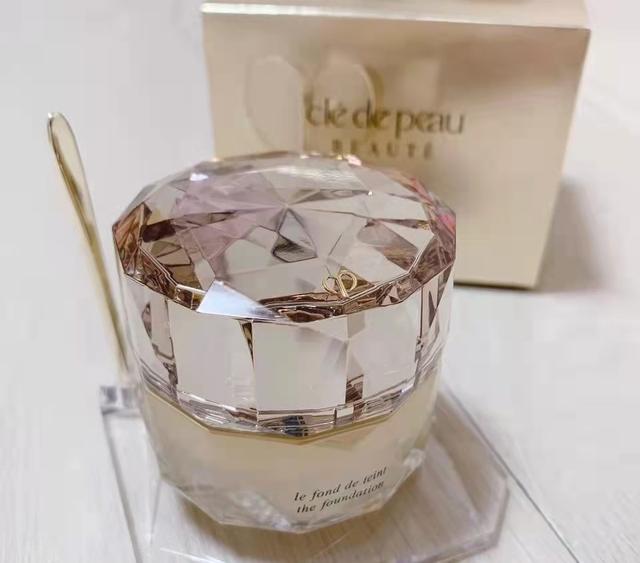 兰蔻菁纯身体乳膏好用吗