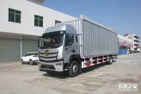 4.5升康机配采埃孚AMT，实拍欧航9米8高顶双卧大单桥载货车图片