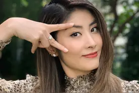 都夸港台女星会保养，真正冻龄的我只服这5位，显嫩且没医美痕迹图片