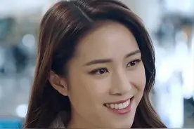 谁能不爱阳光美女啊！刘佩玥和刘颖璇这两个TVB长腿甜妹，太绝了图片