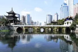 快看！这就是甲秀南明！图片