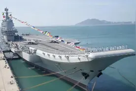 山东舰下水5年却很少出海图片