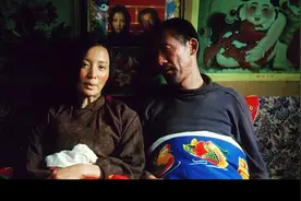 揭露封建畸形习俗的电影,将人性丑陋展现的淋漓尽致,看完一声叹息图片
