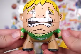 为什么火爆全球的玩具，都会拉屎？图片