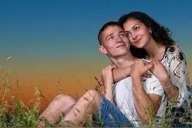 不论男人还是女人，一旦外面有了人，这三个地方不让你碰图片