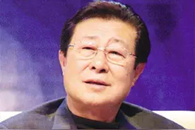 王心刚:照顾患病妻子60年,孩子们已是亿万富翁,他却想做普通老头图片