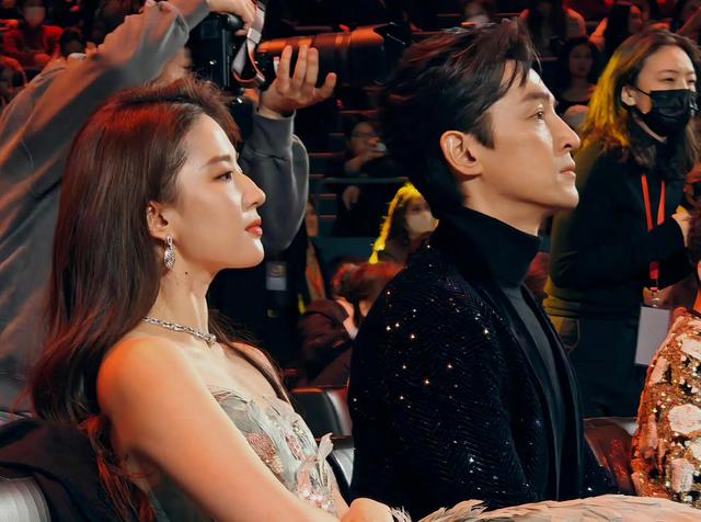 ����Ƹչ���������ȫ���������Щ�˾�����ס�ˣ���������ì�ܣ�