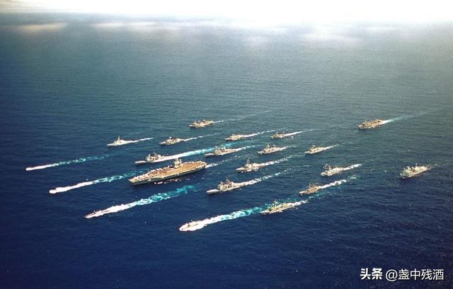 面对有2200架战机、5000枚导弹的中国，是否引爆台海，美军没底气