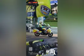 这些女子不一般！骑500斤摩托，全深圳仅37人图片