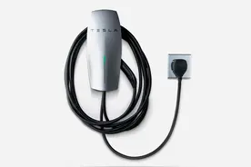 特斯拉美国家用充电器价格上调10%增至550美元，该充电器可同时为多辆汽车充电，加拿大市场也曾提价图片