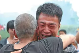 1996年5岁幼童被拐，18年后凭记忆找到人贩子家，并将其送入大牢图片