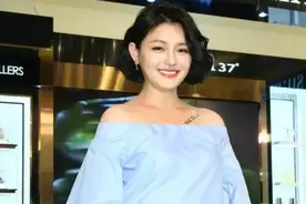 镜头扫过全是名牌包，把人生活成偶像剧，大S到底多有钱？图片