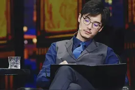 ​颜值不够身高凑，头小肩宽大长腿，这8位男星是“合照杀手”图片