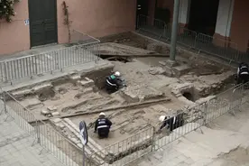 考古学家挖掘出 42 梅毒缠身的西班牙殖民者骨骼图片
