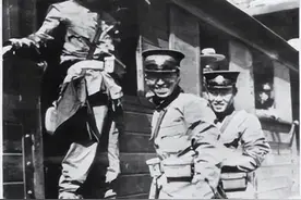 晚清仿效西方，花重金组建一支新式军队，新军：“把大清埋了”图片