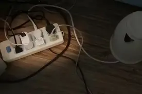 使用插座、插线板，这些消防安全知识要牢记！图片