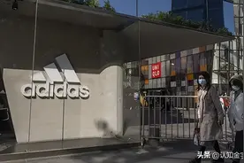 阿迪达斯幡然悔悟，承认在中国犯错？但为何悔悟已经晚？图片