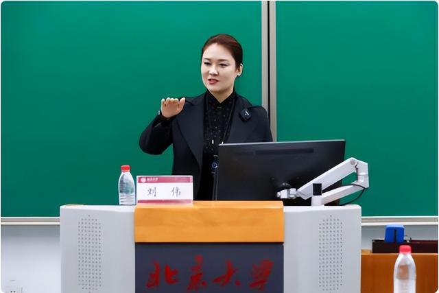 “冷面杀手”刘伟：从乒乓球世界冠军到北大博士，不嫁富商嫁爱情