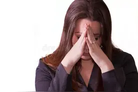 广东第一批大龄剩女相继进入养老院生活，不结婚的后果会怎样？图片