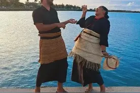 汤加王国:胖子的天堂，90%国民超重，周日不准锻炼，男人爱穿裙子图片