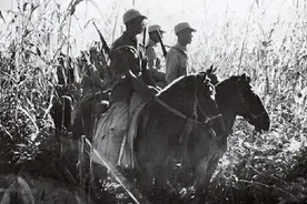 威震敌胆的冀中骑兵团图片