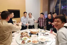 人到中年，为什么越来越爱喝酒？46岁酒友说出3点原因，太真实图片
