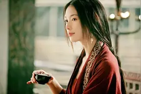 周瑜英年早逝后，小乔与谁度过下半生？再无人能闯入她的心图片