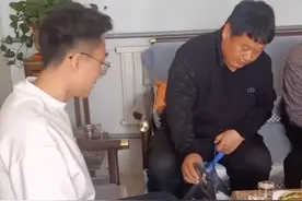 山东一女孩第一次带男朋友回家，一个细节让网友羡慕了：太有排面图片
