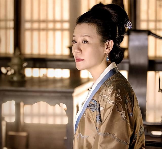 刘琳:与名导同居3年不结婚,转身下嫁穷小子,如今她怎样了?